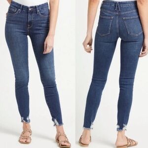 Good American Skinny Jeans with Raw Edge Hem 2 / 26